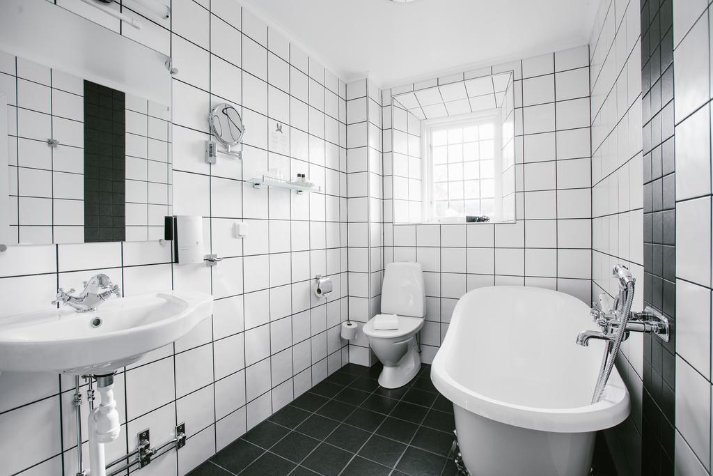 Hotel Gyllene Uttern Gränna Kültér fotó